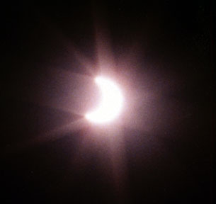 Close-up of the Eclipse of June 10, 2002
