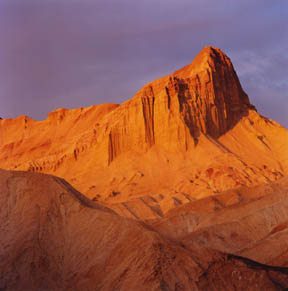 Manly Beacon, Golden Canyon